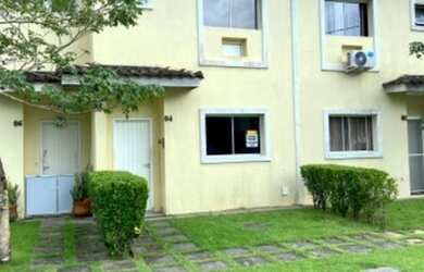 Imagem: A casa em condomínio possui 3 Dormitórios, 3 Banheiros, 100m²