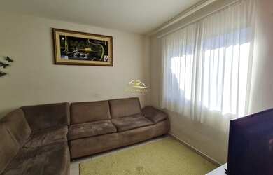 Imagem: A casa possui 2 Dormitórios, 2 Banheiros, 1 Vaga na garagem