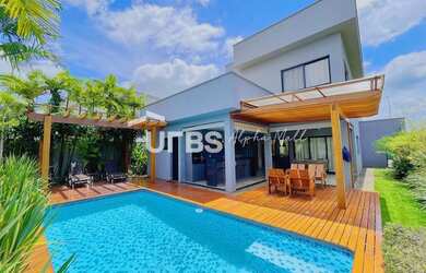 Imagem: A casa em condomínio possui 3 Dormitórios, 4 Banheiros, 4