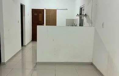 Imagem: A casa possui 3 Dormitórios, 2 Banheiros, 3 Vagas na garagem