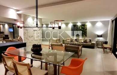 Imagem: A casa em condomínio possui 3 Dormitórios, 4 Banheiros, 2