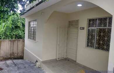 Imagem: A casa possui 1 Dormitório, 2 Banheiros, 136m² de Área e