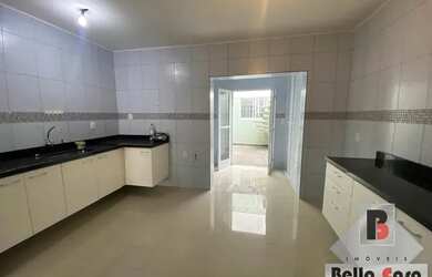 Imagem 10: Casa de vila fechada com portão de acesso a venda na mooca