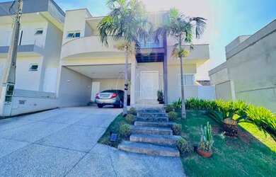 Imagem: A casa em condomínio possui 3 Dormitórios, 5 Banheiros, 4