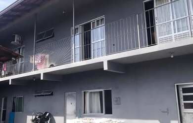 Imagem: A casa possui 5 Dormitórios, 5 Banheiros e está localizado