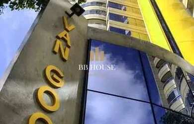 Imagem: O apartamento possui 4 Dormitórios, 3 Banheiros, 4 Vagas na