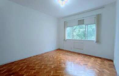 Imagem: O apartamento possui 3 Dormitórios, 1 Banheiro, 120m² de Área