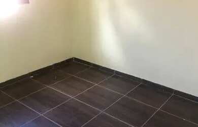 Imagem: A casa possui 1 Dormitório, 1 Banheiro e está localizado