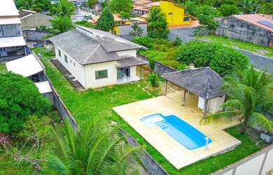 Imagem: A casa em condomínio possui 3 Dormitórios, 3 Banheiros, 5