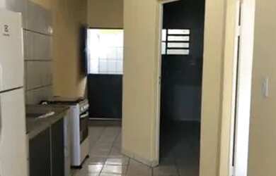 Imagem: O apartamento possui 1 Dormitório, 1 Banheiro, 70m² de Área