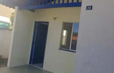 Imagem: A casa em condomínio possui 3 Dormitórios, 1 Banheiro, 1 Vaga