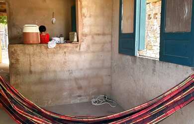 Imagem: A casa possui 3 Dormitórios, 1 Banheiro e está localizado