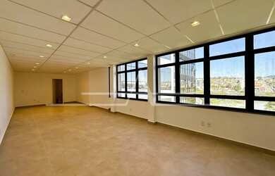 Imagem: O depósito possui 48m² de Área e está localizado em Jardim