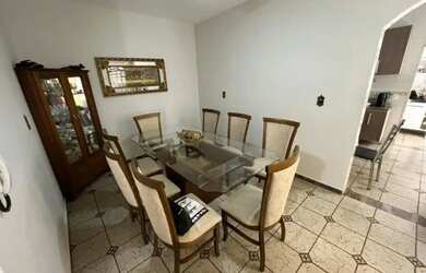 Imagem 6: Casa no Vila Bretas. Piscina, Churrasqueira, Imóvel mobiliadoeAr-condicionado