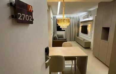 Imagem: O apartamento possui 1 Dormitório, 1 Banheiro, 1 Vaga na garagem