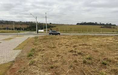 Imagem: O terreno possui 350m² de Área e está localizado em Setor