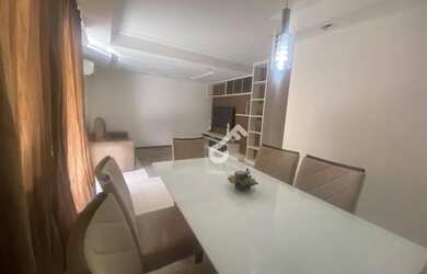 Imagem 5: ABRANTES, Estrada do Coco. Duplex composto de 3 quartos sendo 1 suíte....