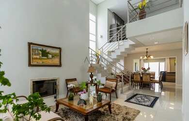 Imagem: A casa em condomínio possui 3 Dormitórios, 5 Banheiros, 5