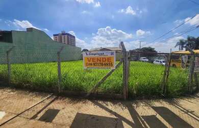 Imagem: O terreno possui 500m² de Área e está localizado em Loteamento