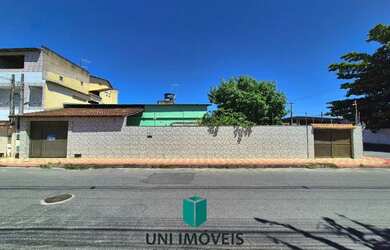 Imagem 12: Casa de Esquina à Venda na Praia do Morro - 375m², 2 Quartos, Aceita Imóvel como Parte do