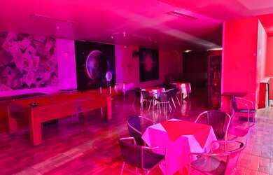 Imagem: O depósito possui 560m² de Área e está localizado em Centro