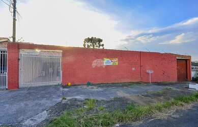 Imagem 2: Vendas Casa Curitiba PR. 400m² de Área, 5 Vagas na garageme5 Dormitórios