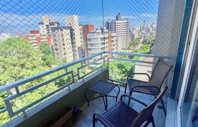 Imagem 1: Apartamento à venda em Petrópolis com 144 m², 3 quartos, 1 suíte, 1 vaga