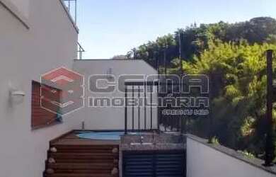 Imagem: O apartamento na cobertura possui 2 Dormitórios, 2 Banheiros