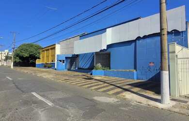 Imagem: O depósito possui 300m² de Área e está localizado em Vila