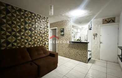 Imagem: O apartamento possui 2 Dormitórios, 1 Banheiro, 1 Vaga na garagem