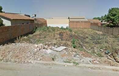 Imagem: O terreno possui 330m² de Área e está localizado em Jardim