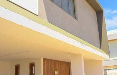 Imagem: A casa em condomínio possui 4 Dormitórios, 4 Banheiros, 312m²