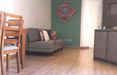 Imagem: O apartamento possui 3 Dormitórios, 1 Banheiro, 1 Vaga na garagem