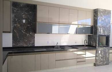 Imagem 3: Casa de condomínio para venda tem 130 metros quadrados com 3 quartos