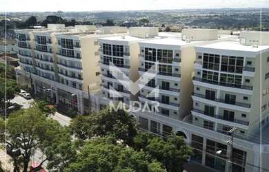 Imagem: O apartamento possui 2 Dormitórios, 2 Banheiros, 2 Vagas na