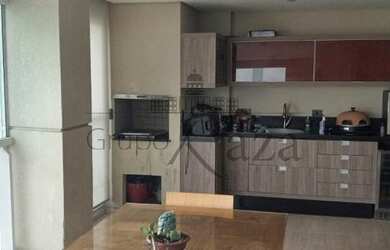 Imagem: O apartamento possui 2 Dormitórios, 2 Banheiros, 2 Vagas na