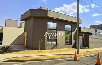 Imagem: A casa em condomínio possui 3 Dormitórios, 4 Banheiros, 2