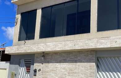 Imagem: A casa possui 5 Dormitórios, 5 Banheiros, 2 Vagas na garagem