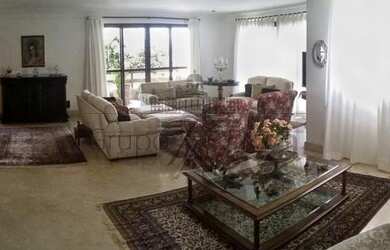 Imagem: O apartamento possui 4 Dormitórios, 5 Banheiros, 3 Vagas na