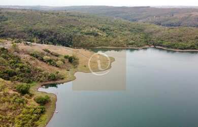 Imagem: O terreno possui 1.000m² de Área e está localizado em Centro