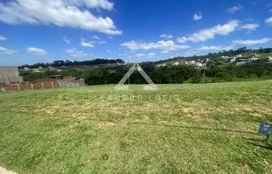 Imagem: O terreno possui 360m² de Área e está localizado em Jardins