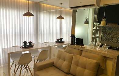 Imagem: O apartamento possui 2 Dormitórios, 1 Banheiro, 1 Vaga na garagem