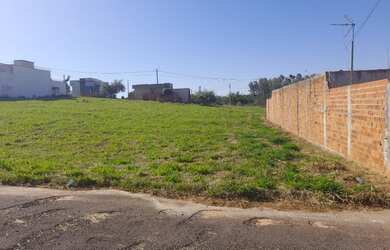 Imagem: O terreno possui 260m² de Área e está localizado em Regente