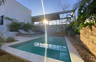 Imagem: A casa em condomínio possui 3 Dormitórios, 2 Banheiros, 2