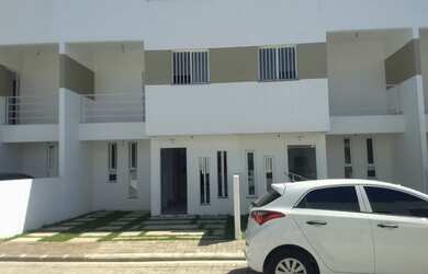 Imagem: A casa em condomínio possui 2 Dormitórios, 2 Banheiros, 1