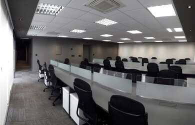 Imagem: O depósito possui 5 Vagas na garagem, 467m² de Área, Imóvel