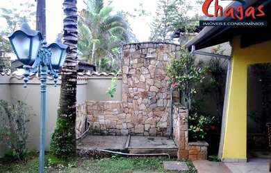 Imagem: A casa à venda possui 4 Dormitórios, 3 Banheiros, 4 Vagas