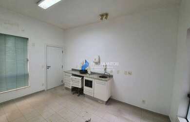 Imagem: O depósito possui 40m² de Área e está localizado em Centro