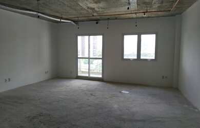 Imagem: O depósito possui 2 Vagas na garagem e 50m² de Área e está