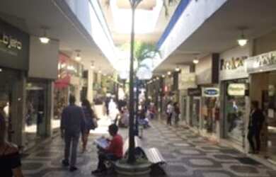 Imagem 11: Na Galeria OXFORD - Loja com excelente localização no melhor do Meier